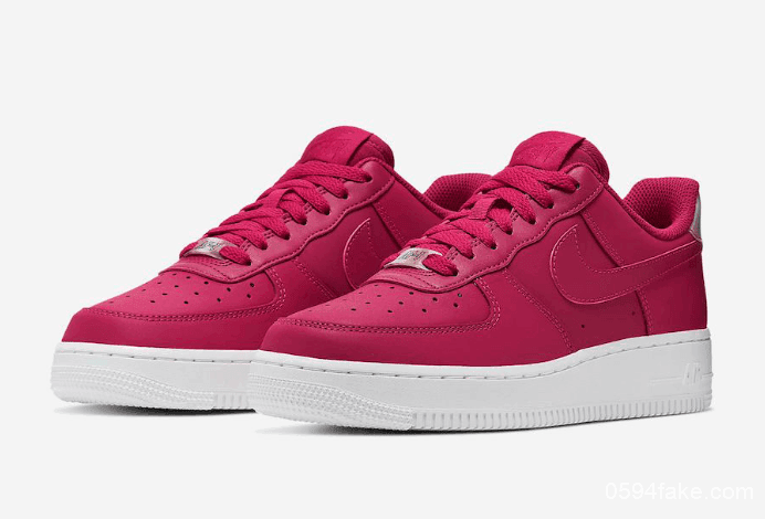 Nike Air Force 1全新配色登场!好看到溢出屏幕的玫粉色! 货号:AO2132-601