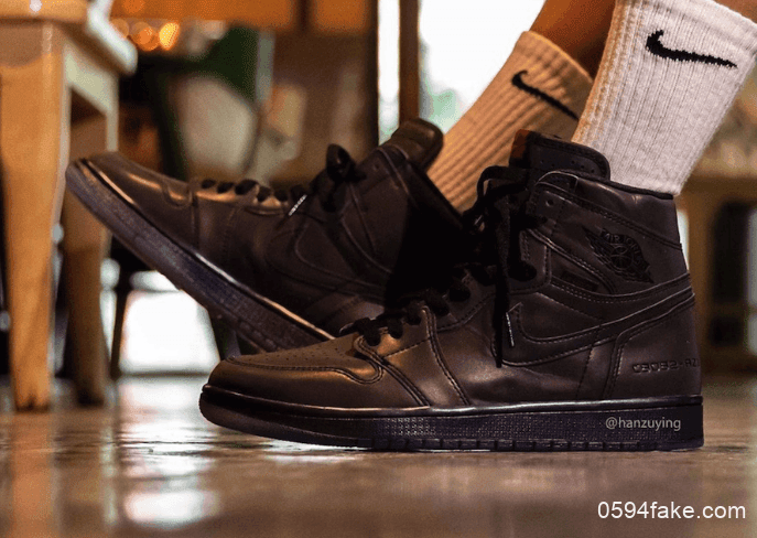 全身3M炫彩反光!这双AJ1绝了!上脚图释出惊艳众人! 货号:BV0006-900