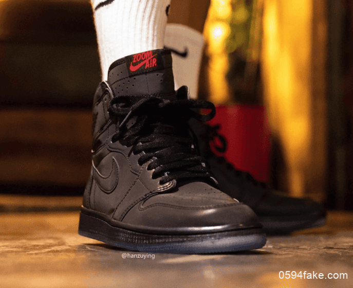 全身3M炫彩反光!这双AJ1绝了!上脚图释出惊艳众人! 货号:BV0006-900