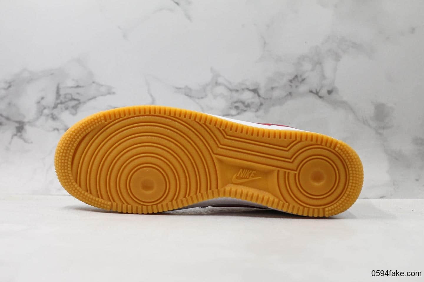 耐克Nike Air Force 1 '07 Low White Gum Blue Void公司级版本海外限定配色白红内置全掌air sole气垫硬质牛剖层移膜革 货号:CI0057-101