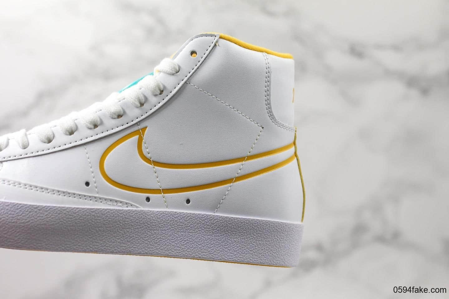 耐克Nike W Blazer Mid ‘77 Vntg WE Suede公司级高帮开拓者彩白黄镭射鞋垫搭配后跟like Zoom Air气垫 货号:CJ3643-100