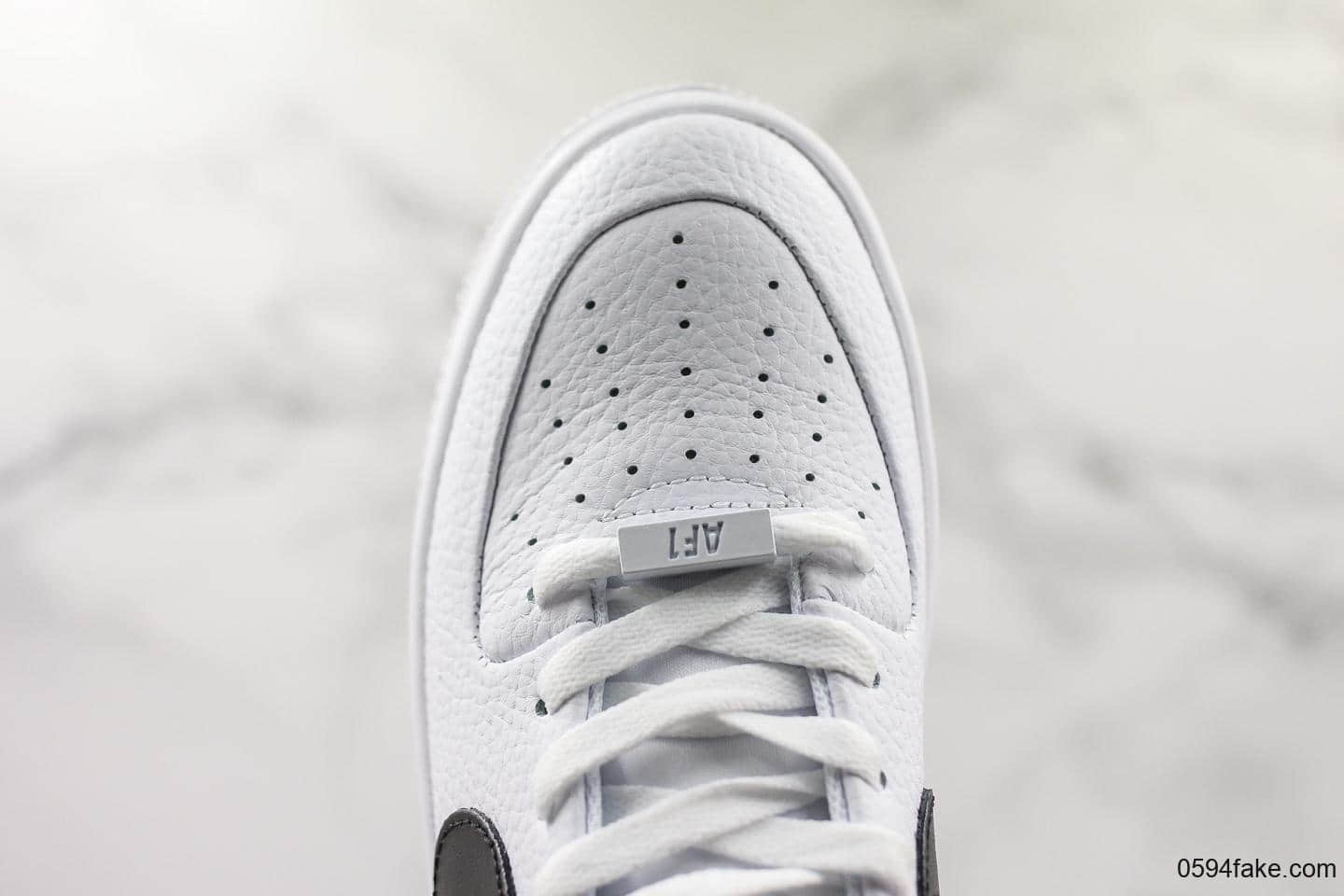 耐克Nike Air Force 1 SAGE LOW LX空军低帮轻量化厚底板鞋纯原版本二次MD组合橡胶+内置气垫 货号：AR5339-102