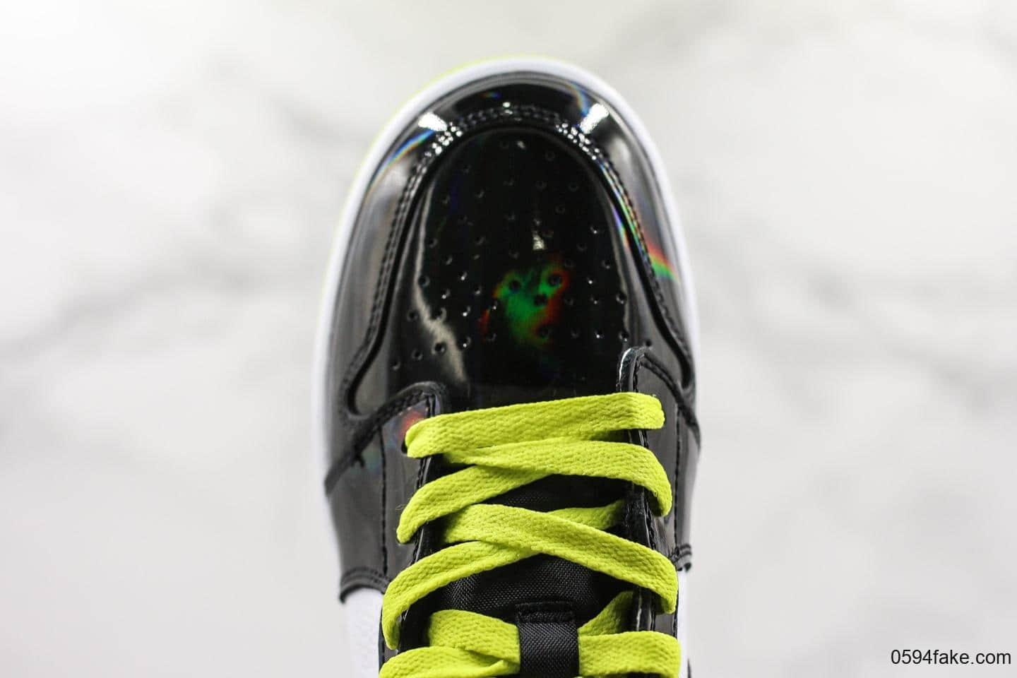 乔丹Air Jordan 1 Mid SE GS Metallic纯原版本AJ1乔丹一代中帮经典复古文化休闲运动篮球鞋变色龙黑绿漆皮 货号：BQ6931-003