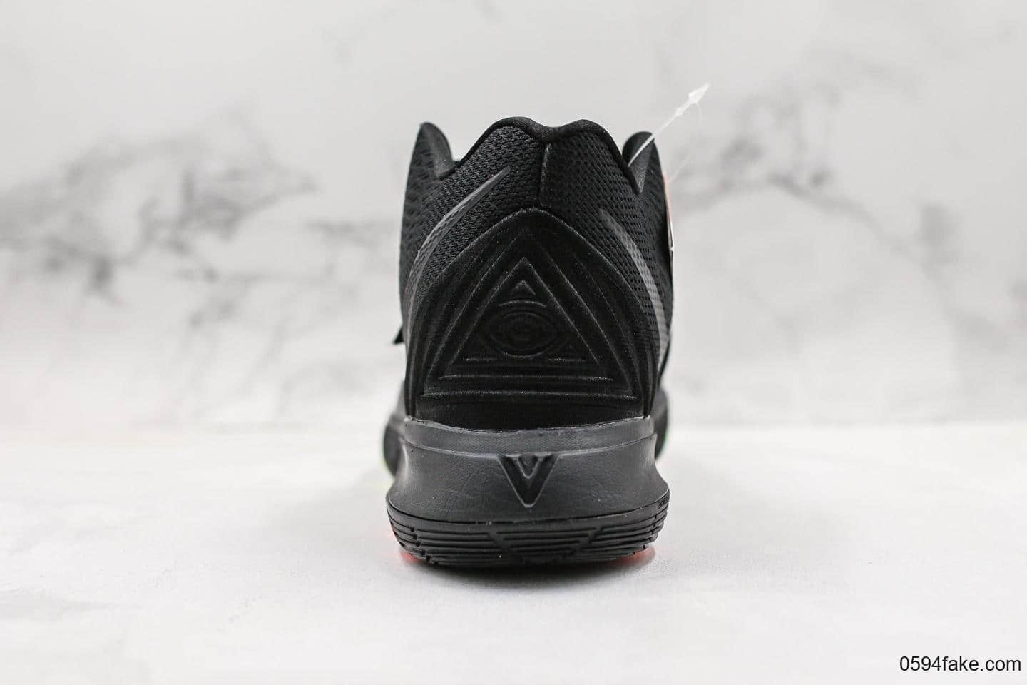 耐克Nike Kyrie 5公司级版本欧文5代实战篮球鞋黑红原楦版本原盒原标全新的包裹系统设计真半码磨具制作 货号:AO2919-001
