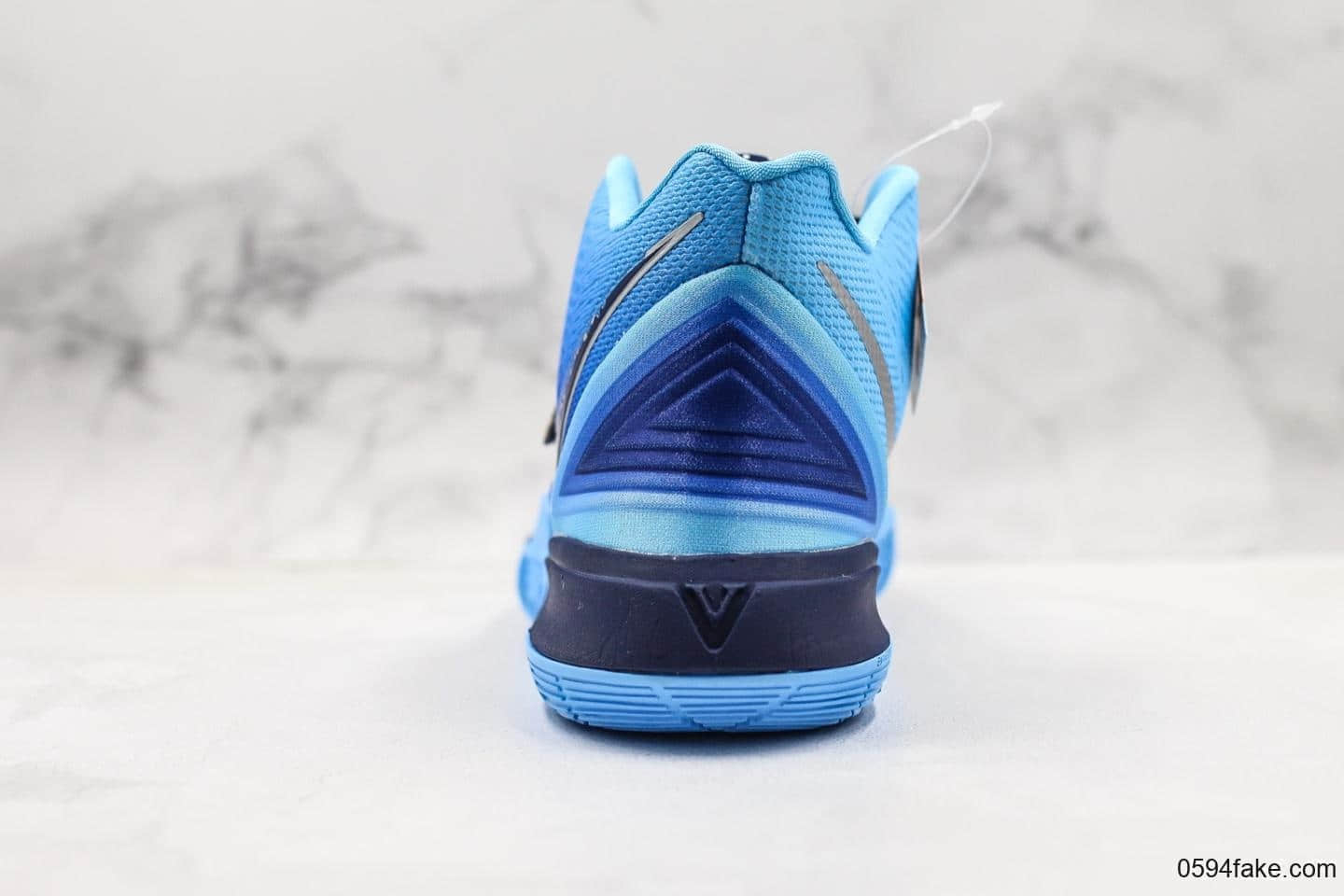 耐克Nike Kyrie 5 SBSP官方同步新品纯原版本欧文5代官方限定配色透气针织织布全新实战缓震大底实战欧文篮球鞋 货号:CI9961-400