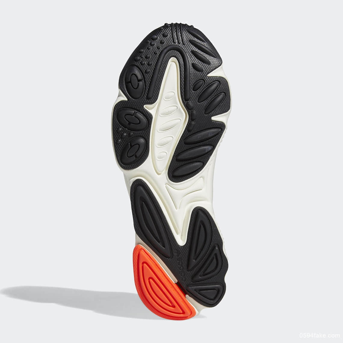 向经典缓震 adiPRENE+ 科技致敬!这双adidas Ozweego配色有点好看哦! 货号:EH0252