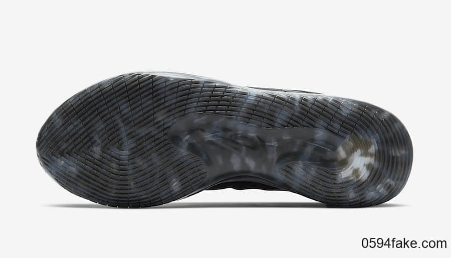 Nike KD 12再释新配色!经典大气!是心动的感觉没错了! 货号:AR4230-003