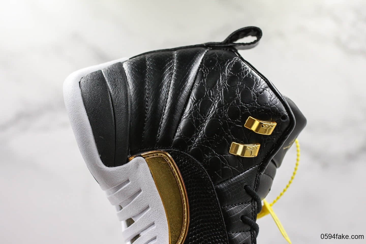 乔丹Air Jordan 12 “Midnight Black”黑金蛇纹OG纯原带半码实战篮球鞋 货号:AO6068-007