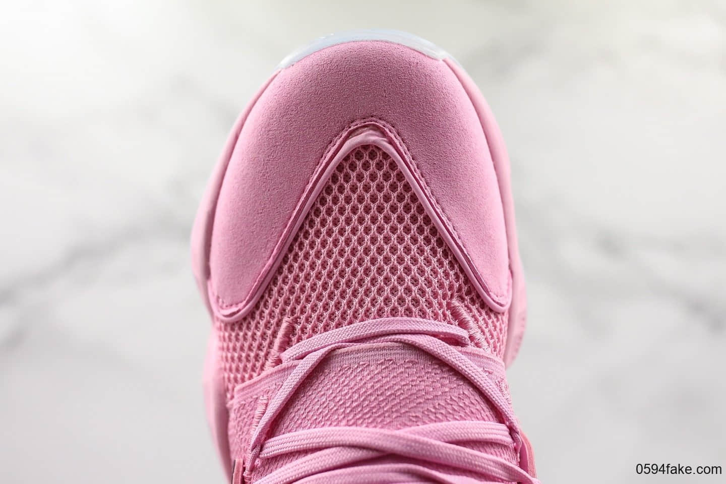 阿迪达斯Adidas Harden Vol.4.0哈登4代实战篮球鞋骚粉纯原原厂缓震大底支持实战