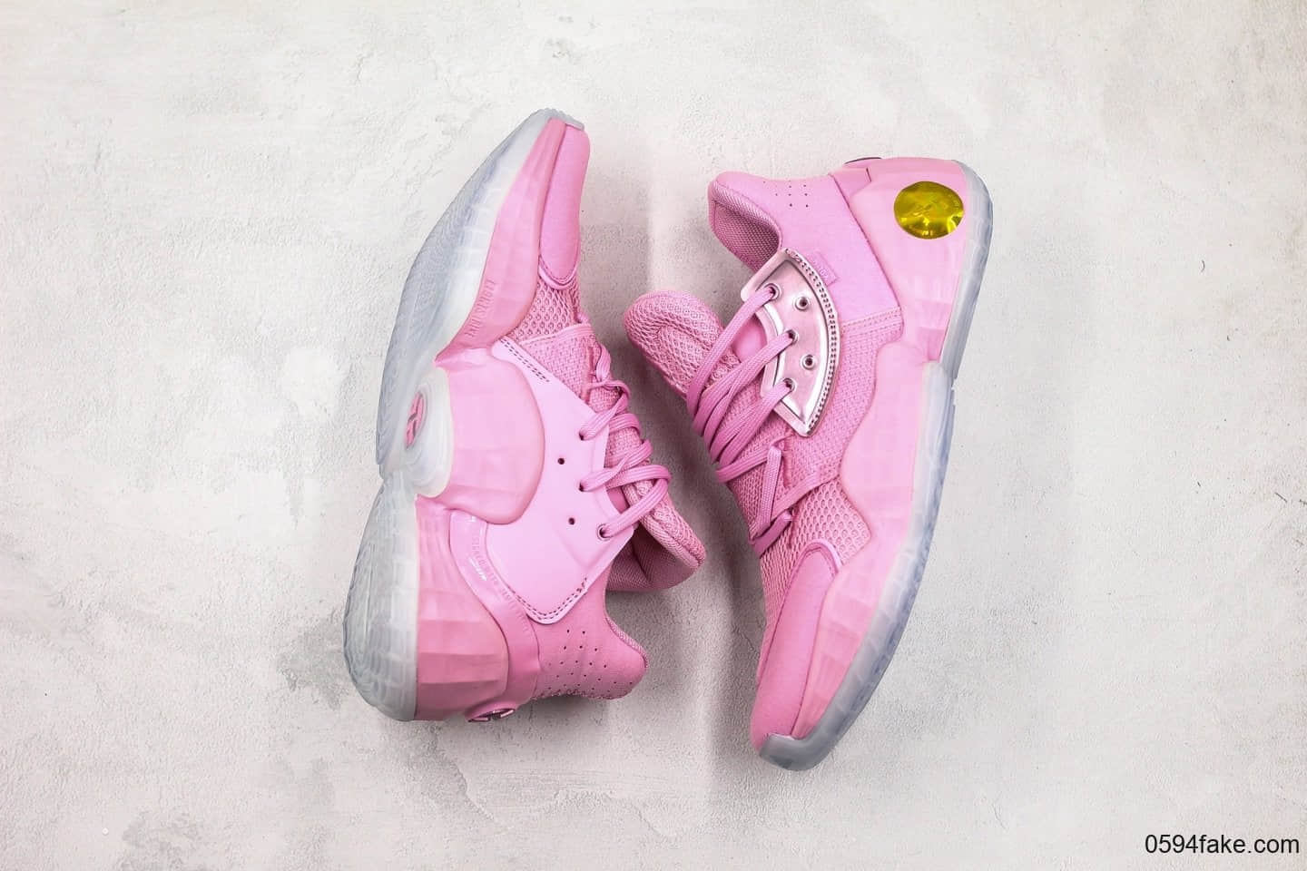 阿迪达斯Adidas Harden Vol.4.0哈登4代实战篮球鞋骚粉纯原原厂缓震大底支持实战