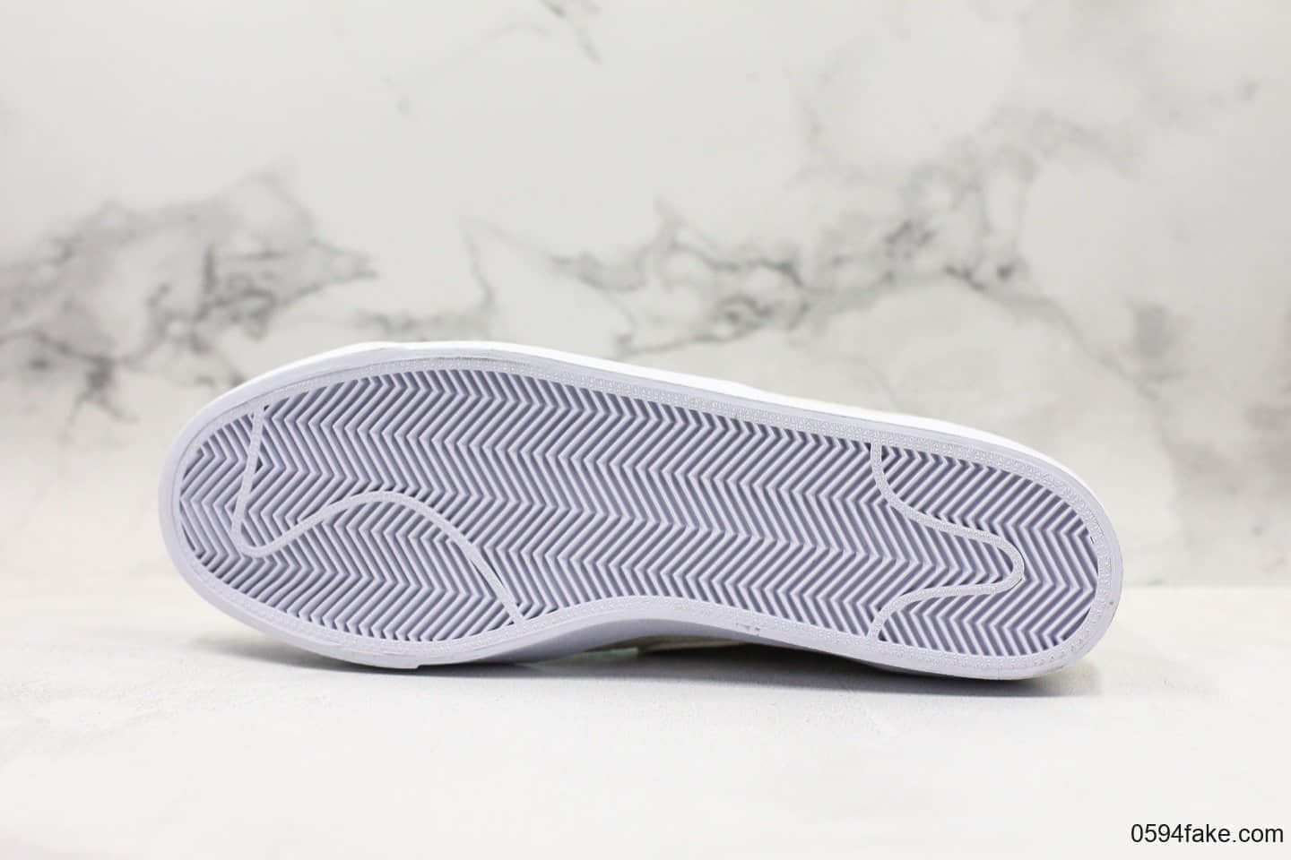 耐克Stranger Things x Nike Blazer Mid怪奇物语联名款米白色公司级带半码 货号:CJ6102-100