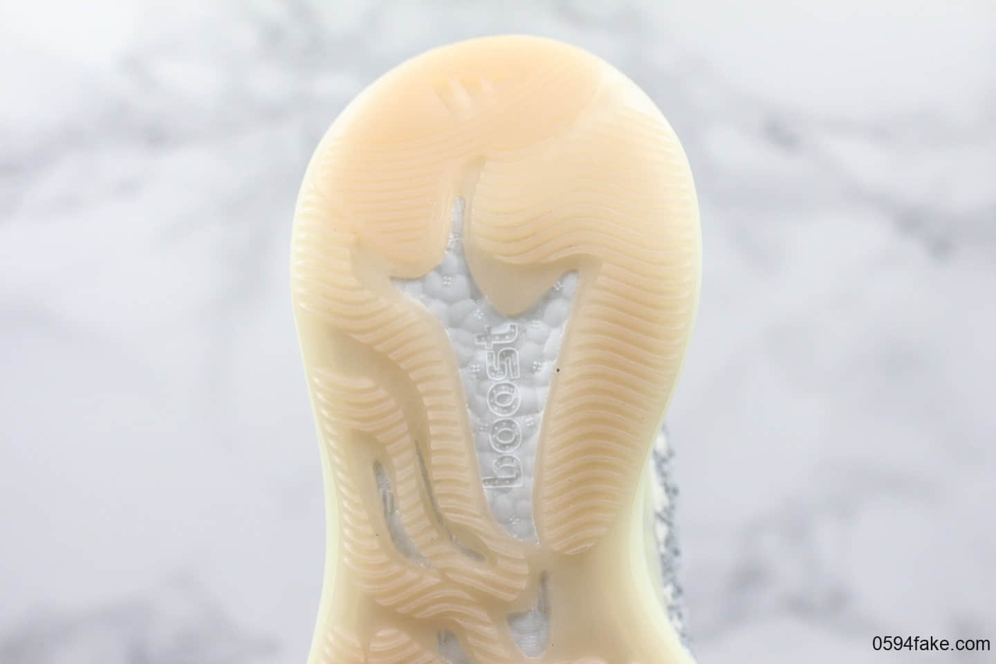 阿迪达斯adidas Yeezy Boost 350 V3 “Alien”侃爷联名限定椰子V3外星人雪花斑点OG纯原原楦开发同源同材 货号:FV3260