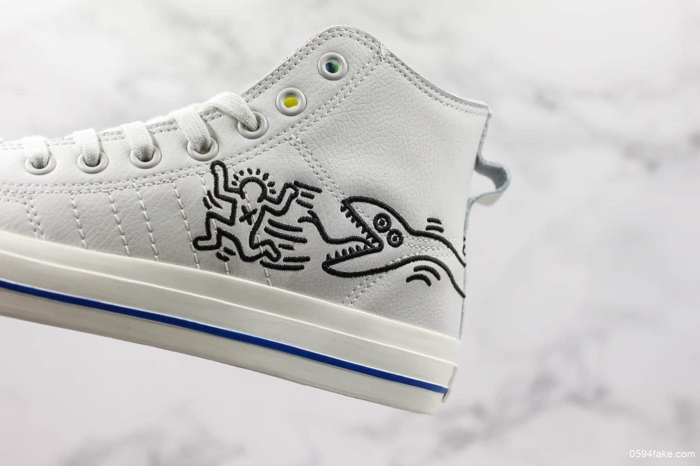 阿迪达斯adidas Keith Haring x Originals Nizza公司级三叶草贪吃蛇涂鸦配色全鞋头层皮制作原盒原标 货号:EE9297