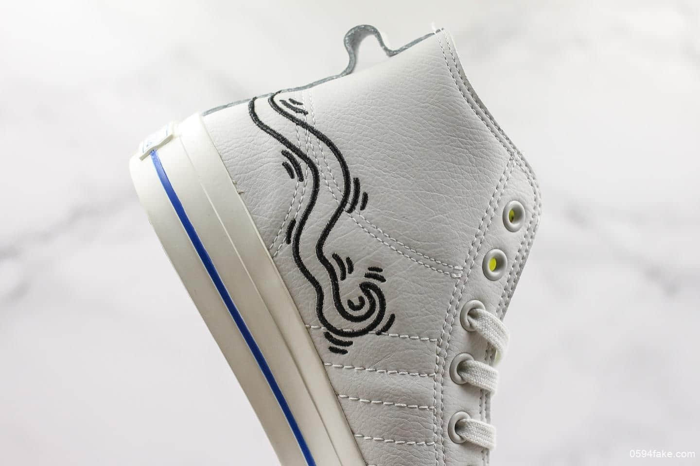 阿迪达斯adidas Keith Haring x Originals Nizza公司级三叶草贪吃蛇涂鸦配色全鞋头层皮制作原盒原标 货号:EE9297