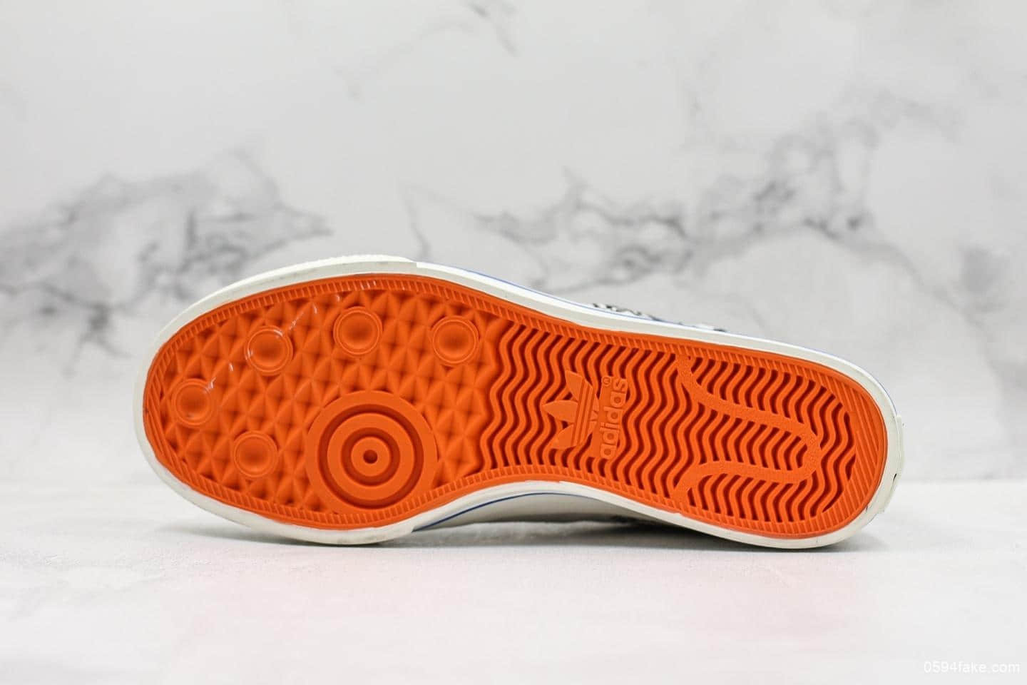 阿迪达斯adidas Keith Haring x Originals Nizza公司级三叶草贪吃蛇涂鸦配色全鞋头层皮制作原盒原标 货号:EE9297