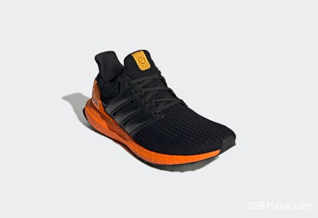 穿上这双adidas UltraBoost 4.0过中秋吧! 货号:FW3727