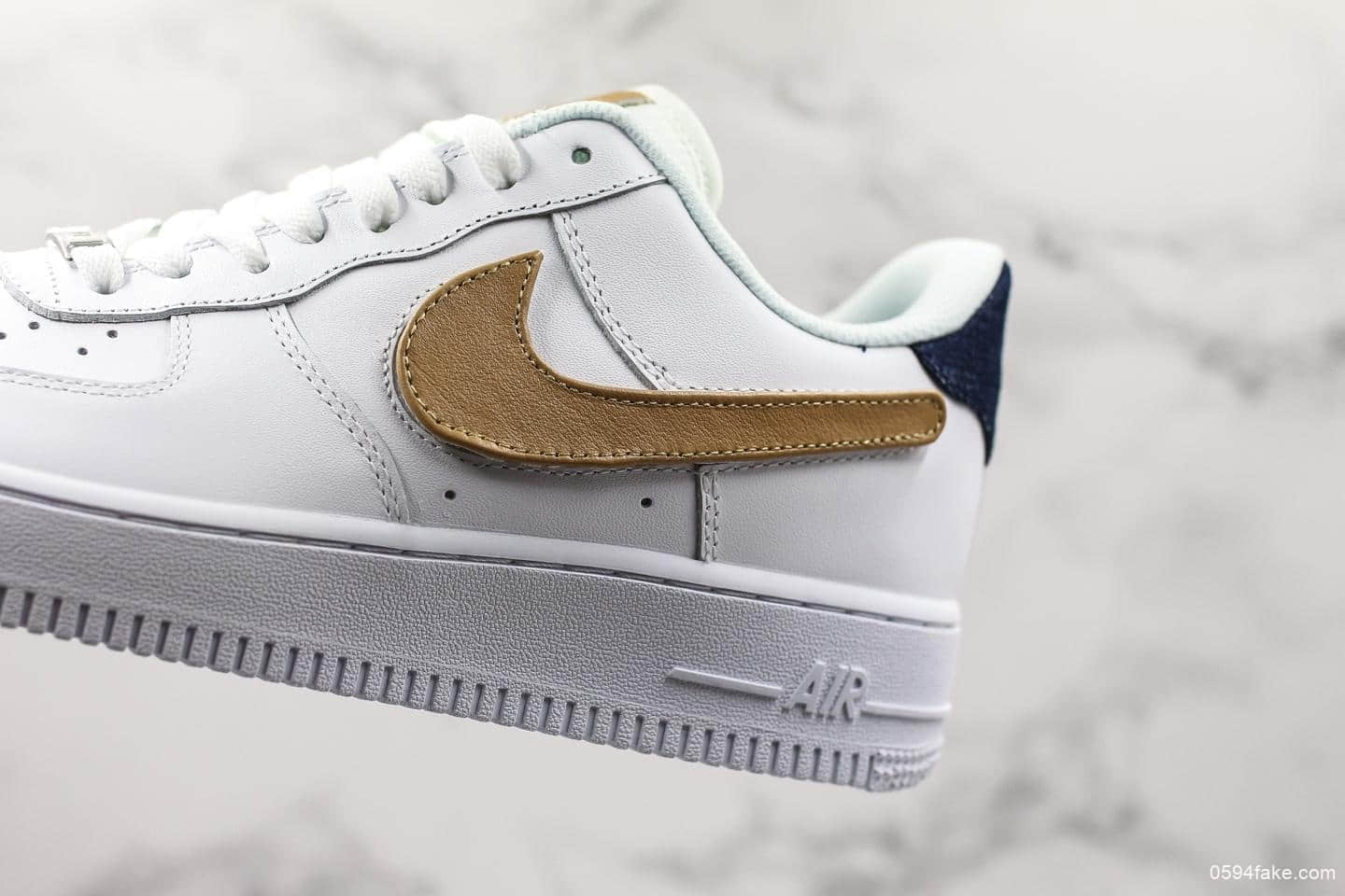 耐克Nike Air Force 1 07 LV8 3纯原版本换勾魔术贴空军一号全掌内置气垫原楦头原纸板打造外贸渠道 货号:CC2253-100