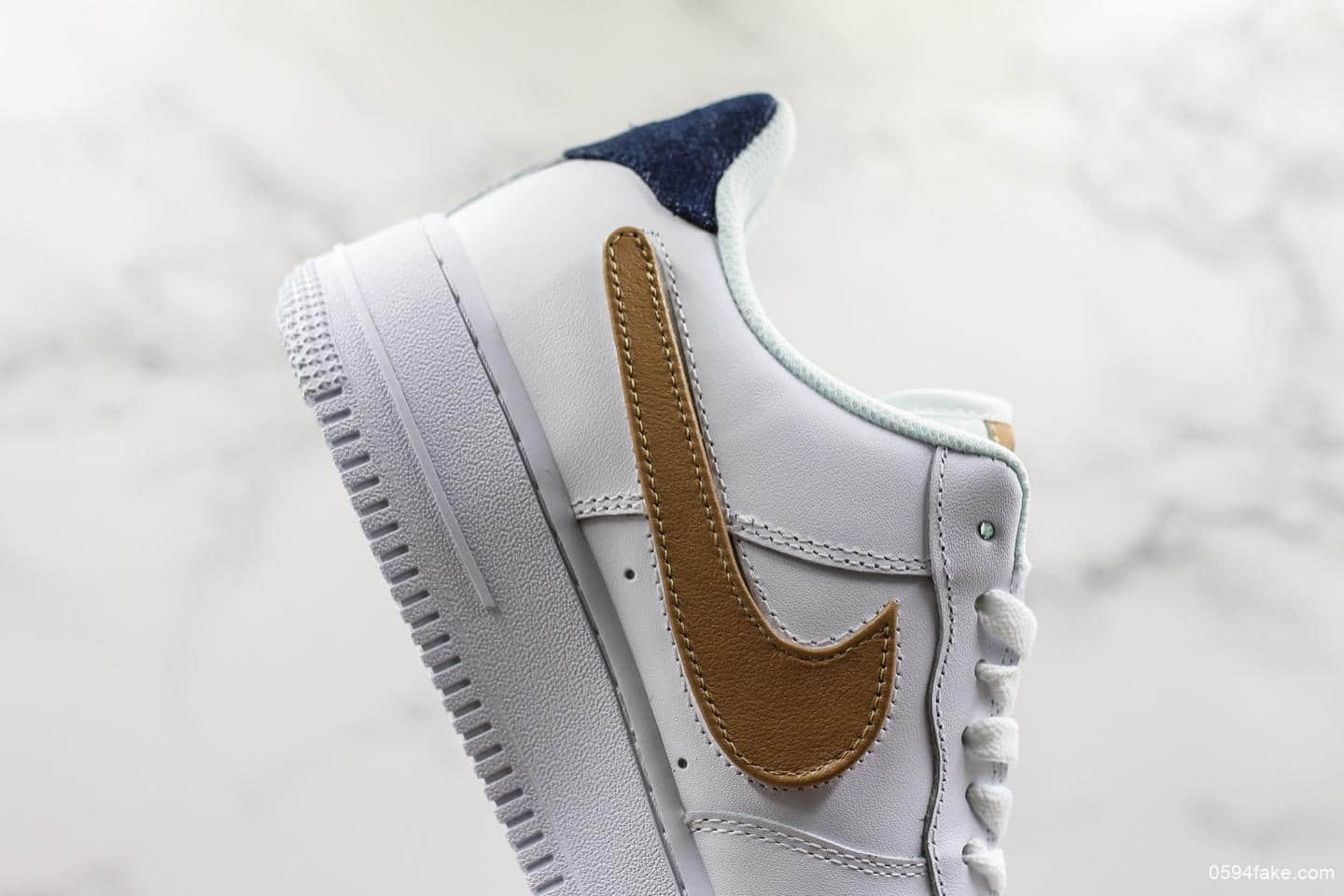 耐克Nike Air Force 1 07 LV8 3纯原版本换勾魔术贴空军一号全掌内置气垫原楦头原纸板打造外贸渠道 货号:CC2253-100