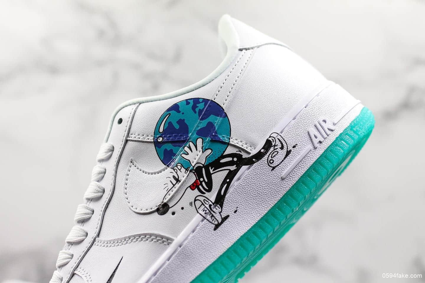 耐克Nike Air Force 1 Earth Day Pack地球日白绿蓝鸳鸯底休闲运动板鞋公司级版本原盒原材正确双色果冻底 货号：CI5545-100