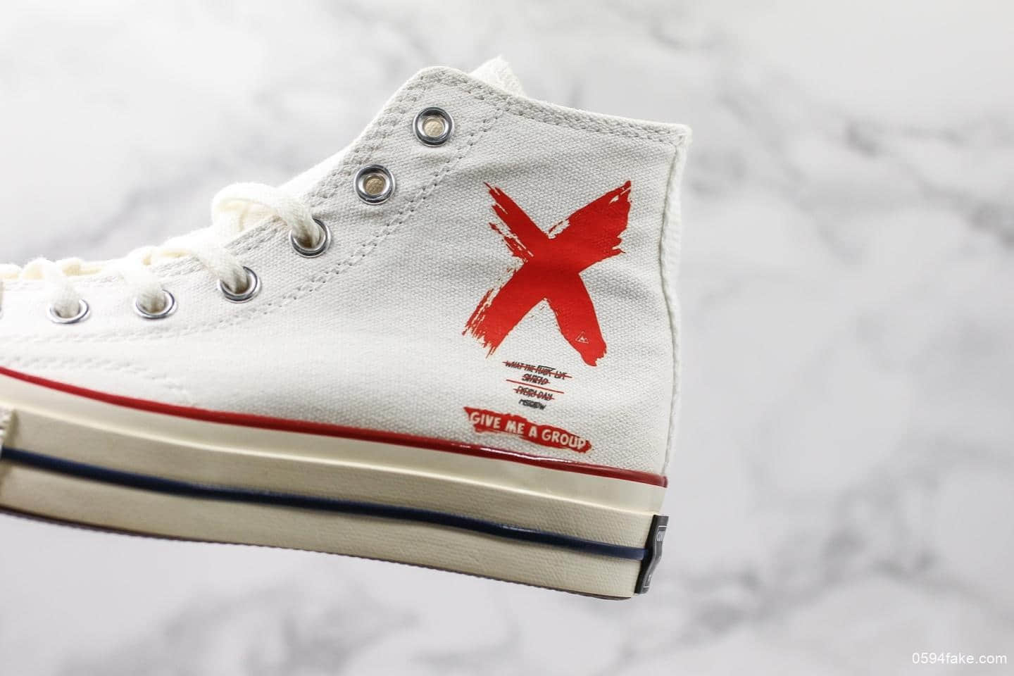 匡威Converse Chuck Taylor All Star 1970 Give Me A Group High复古三星标经典高帮休闲硫化板鞋帆布白红打叉X图案 货号:162056C