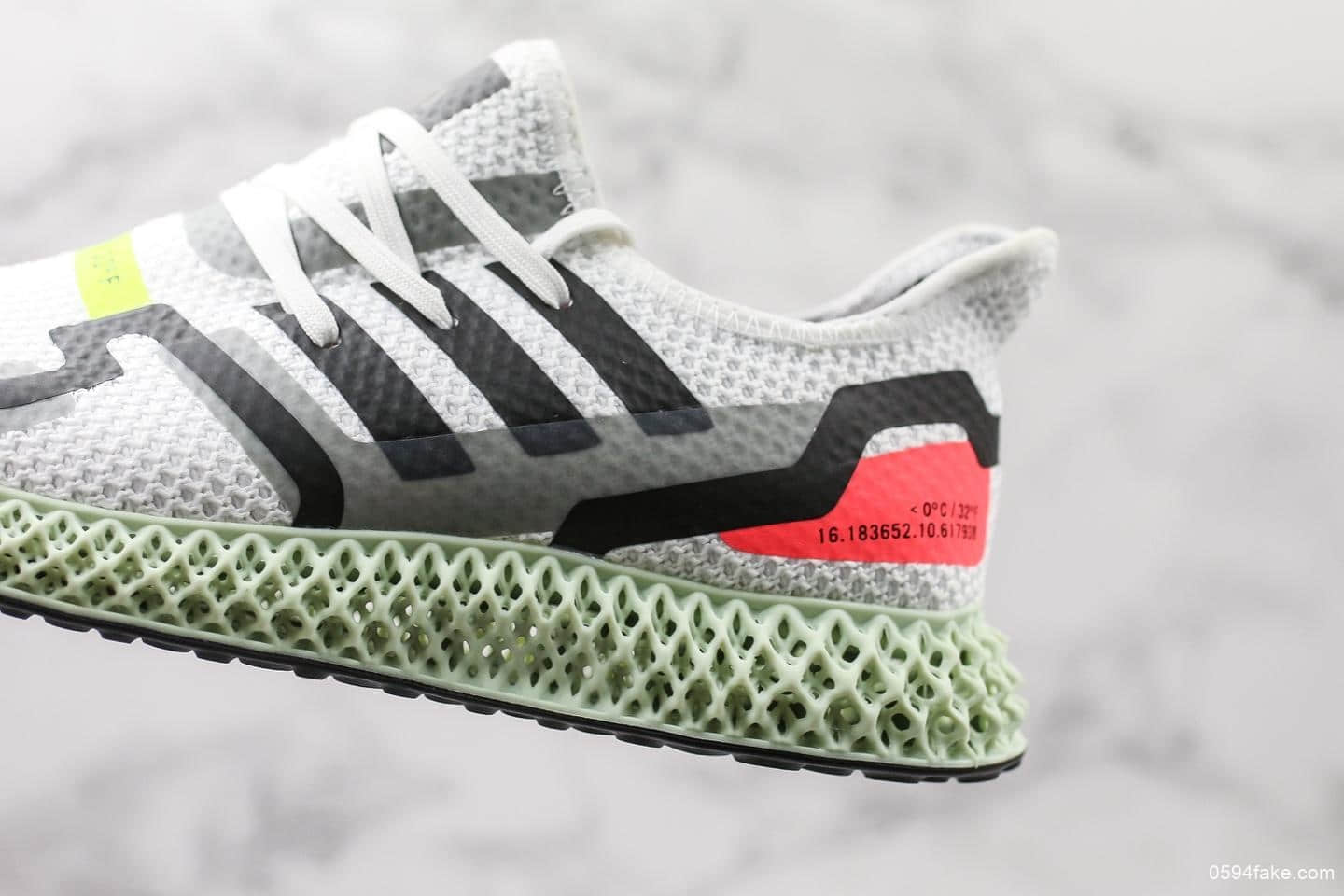 阿迪达斯Adidas Consortium ZX 4000纯原版本4D打印未来科技跑鞋 货号：EQ8801