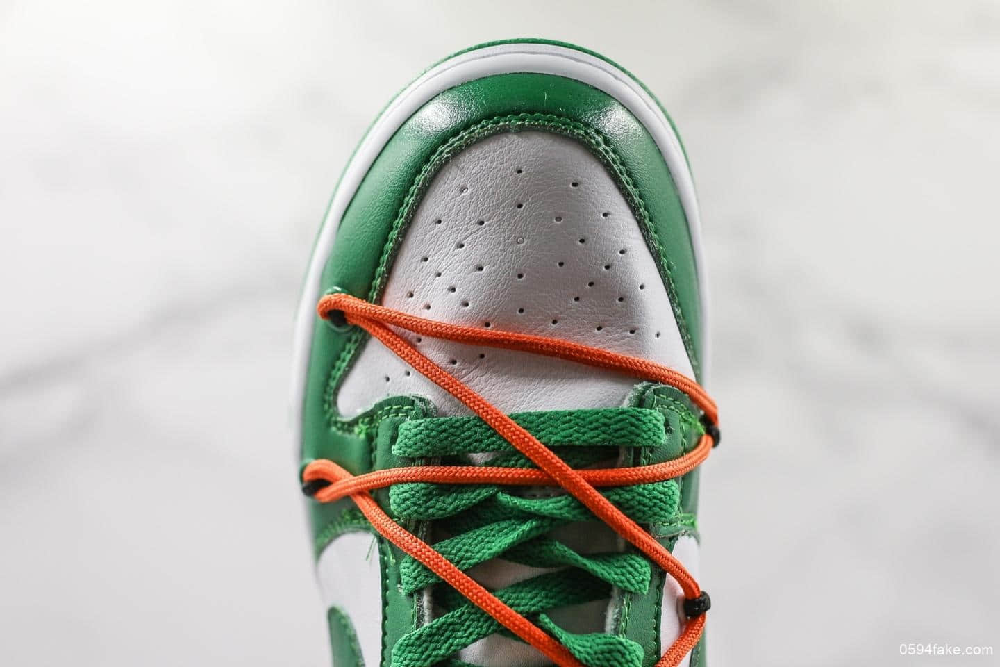 耐克Nike SB Nike SB Dunk Low x OFF-White联名款白绿色纯原版本内置气垫 货号:CT0856-100