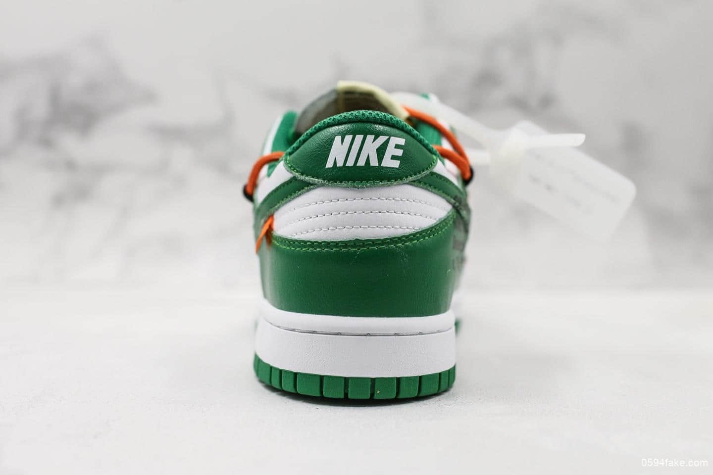 耐克Nike SB Nike SB Dunk Low x OFF-White联名款白绿色纯原版本内置气垫 货号:CT0856-100