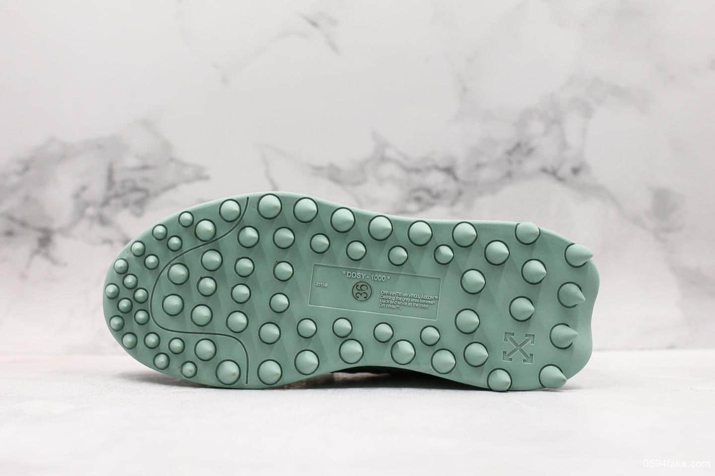 OFF-WHITE c/o ODSY-1000 Sneakers复古登山鞋集合ow所有标志logo溶于鞋中鞋头数码冲孔电脑针车精准数控针距