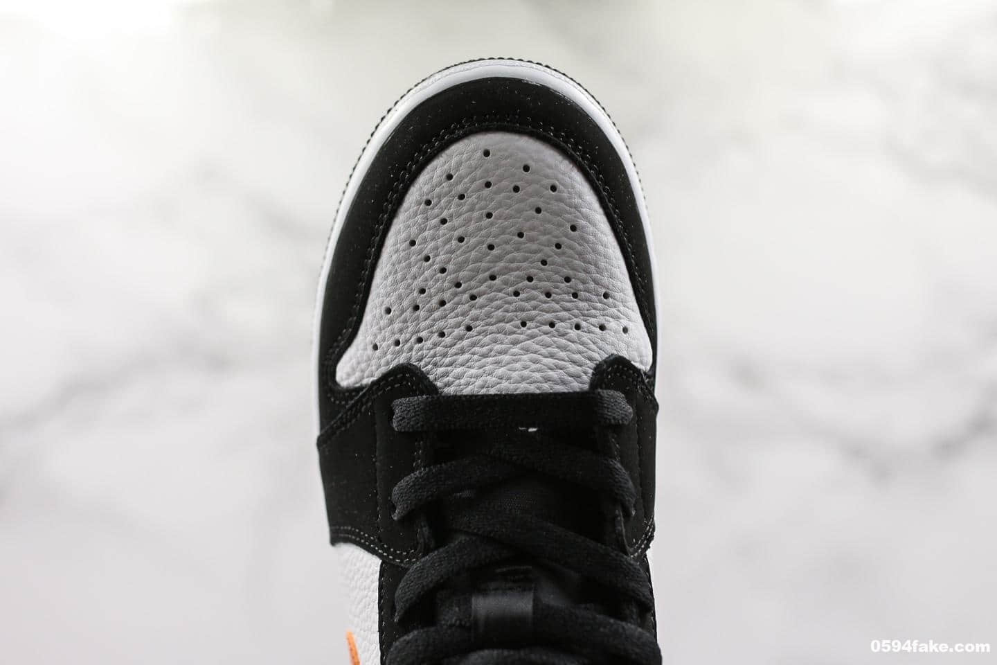 乔丹Air Jordan 1 Mid AJ1乔1中帮小扣碎中性文化篮球鞋全新批次原档案数据开发 货号:554724-058