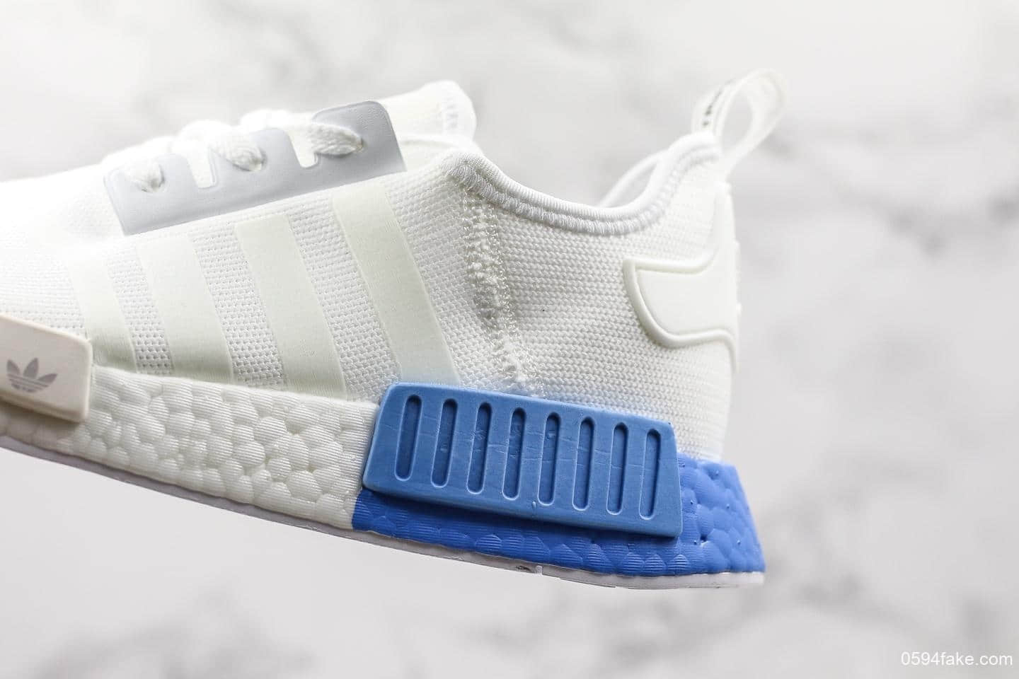 阿迪达斯Adidas Boost NMD经典系列公司级版本弹力针织面原厂巴斯夫爆米花大底跑步鞋 货号:EE6677