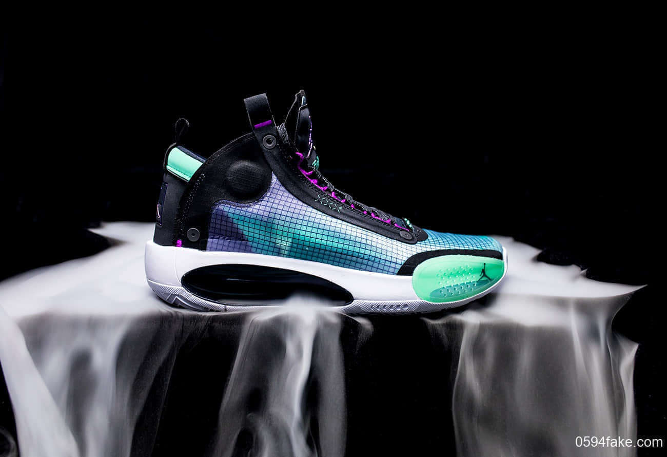 Air Jordan 34强势来袭!绝对让你赞叹不已!首发配色“Blue Void”将于9月25日发售!千万不要错过! 货号:AR3230-400