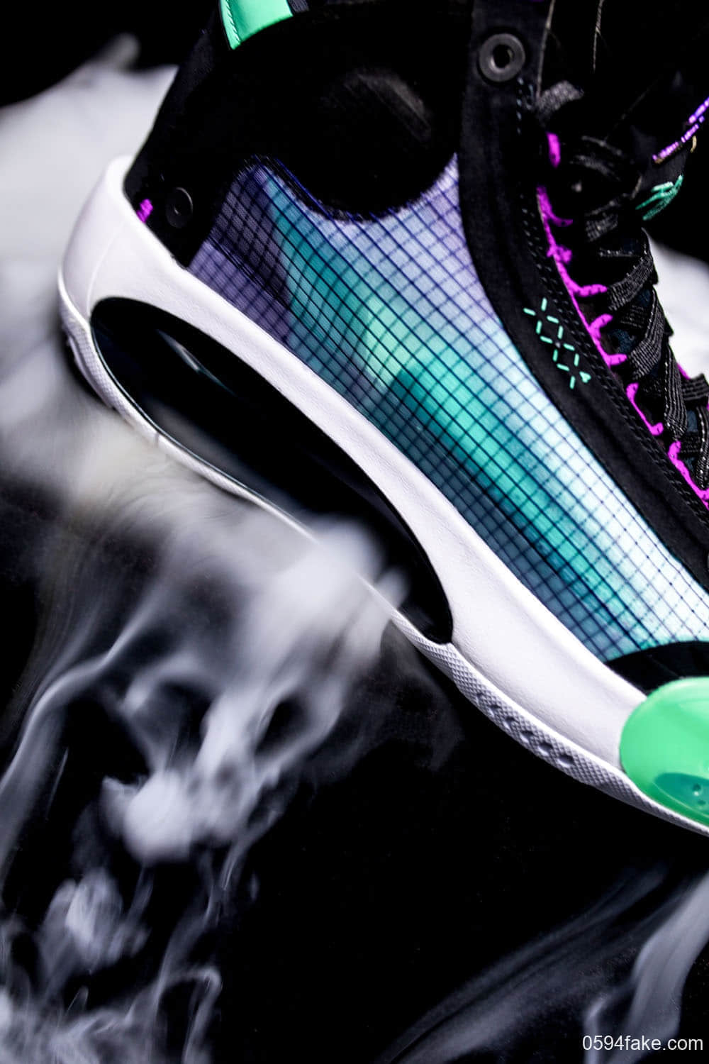 Air Jordan 34强势来袭!绝对让你赞叹不已!首发配色“Blue Void”将于9月25日发售!千万不要错过! 货号:AR3230-400