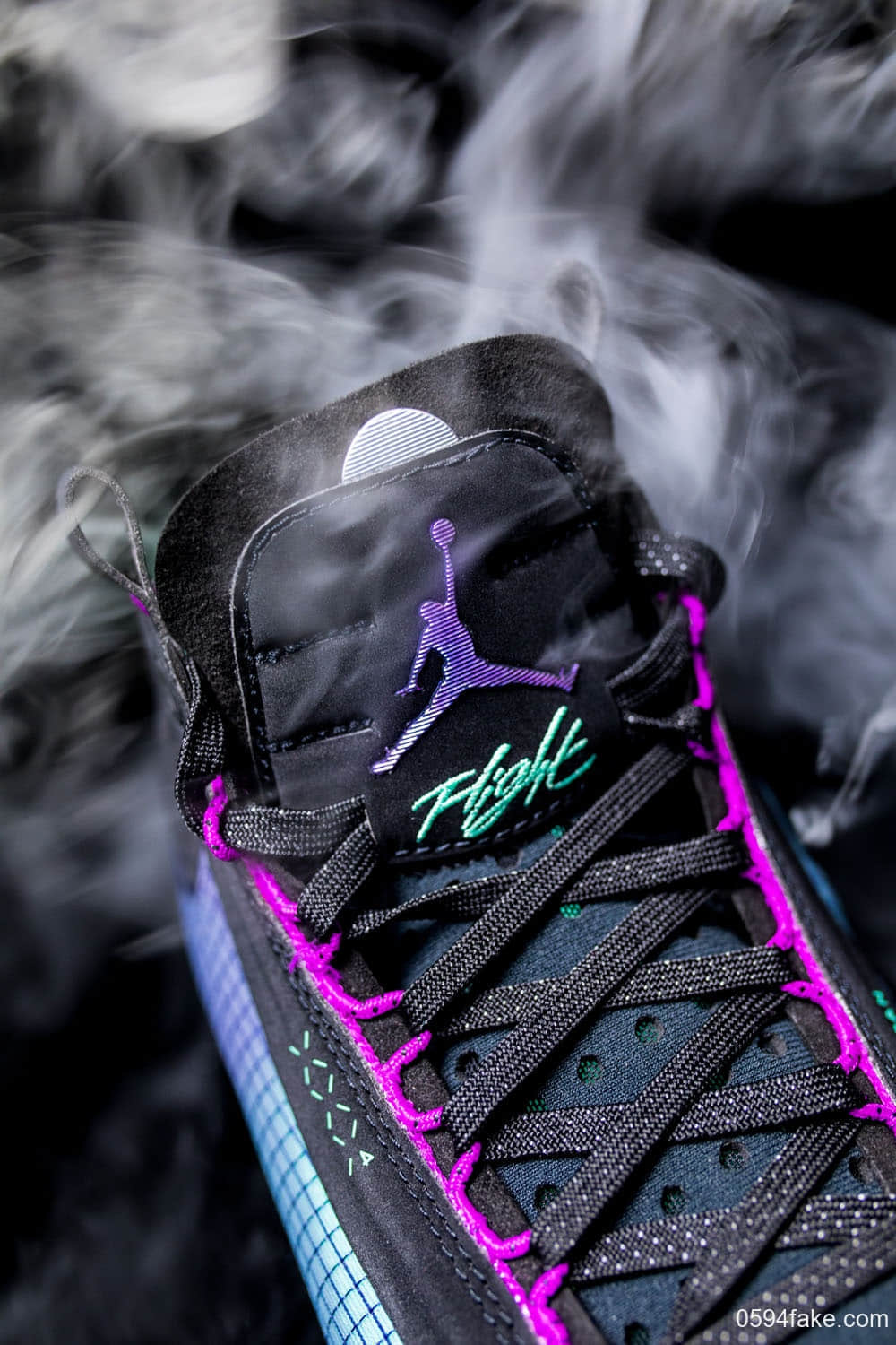 Air Jordan 34强势来袭!绝对让你赞叹不已!首发配色“Blue Void”将于9月25日发售!千万不要错过! 货号:AR3230-400