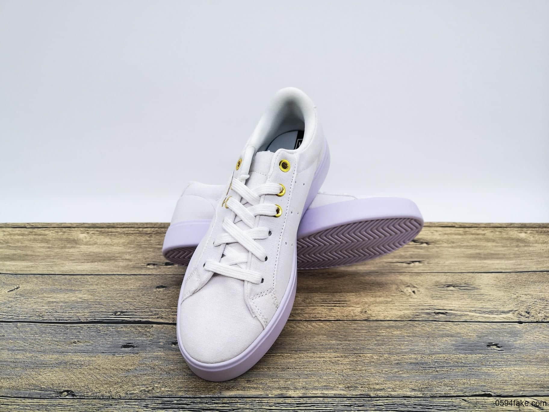 阿迪达斯Adidas Originals Sleek Canvas W公司级三叶草时髦平底系列经典百搭休闲运动小白板鞋帆布全白金 货号:DB3256