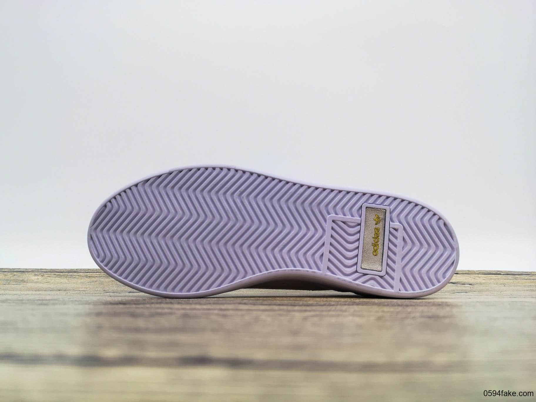 阿迪达斯Adidas Originals Sleek Canvas W公司级三叶草时髦平底系列经典百搭休闲运动小白板鞋帆布全白金 货号:DB3256