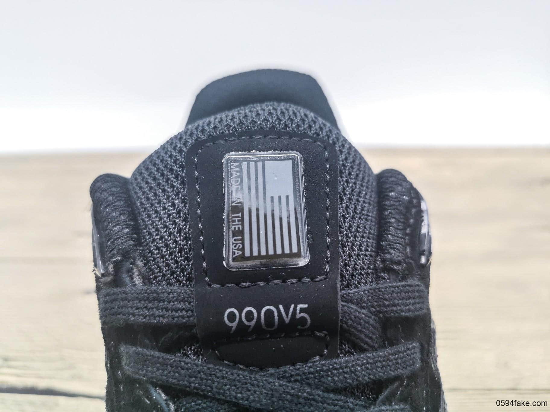 新百伦New Balance 990V5纯原版本正确TPU鞋跟设计搭载ENCAP橡胶大底休闲总统慢跑鞋 货号：M990BB5