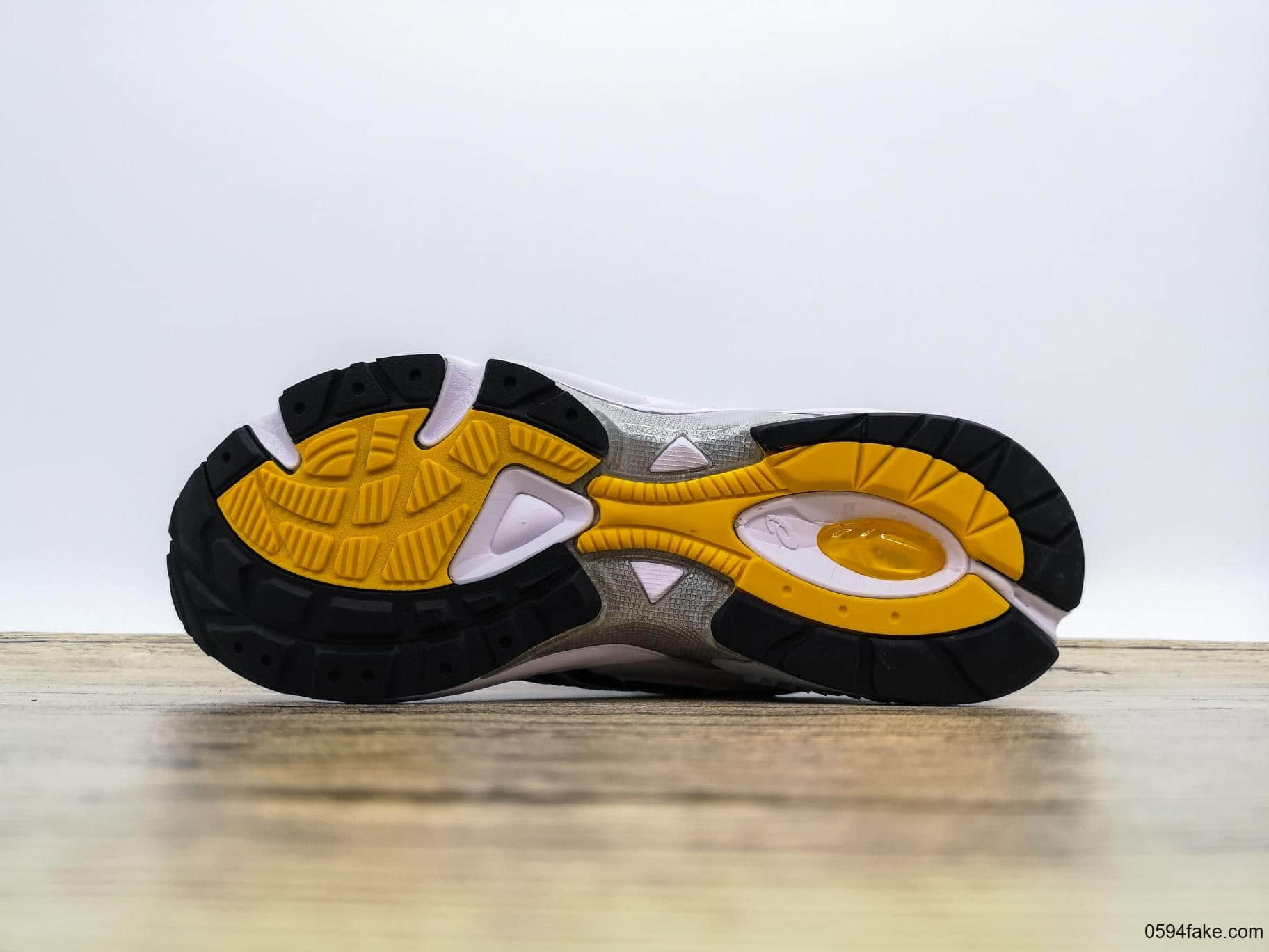 亚瑟士Asics Gel-Kayano 5 OG Leather Black草野复刻五代复古休闲运动慢跑鞋原鞋开模4层组合大底