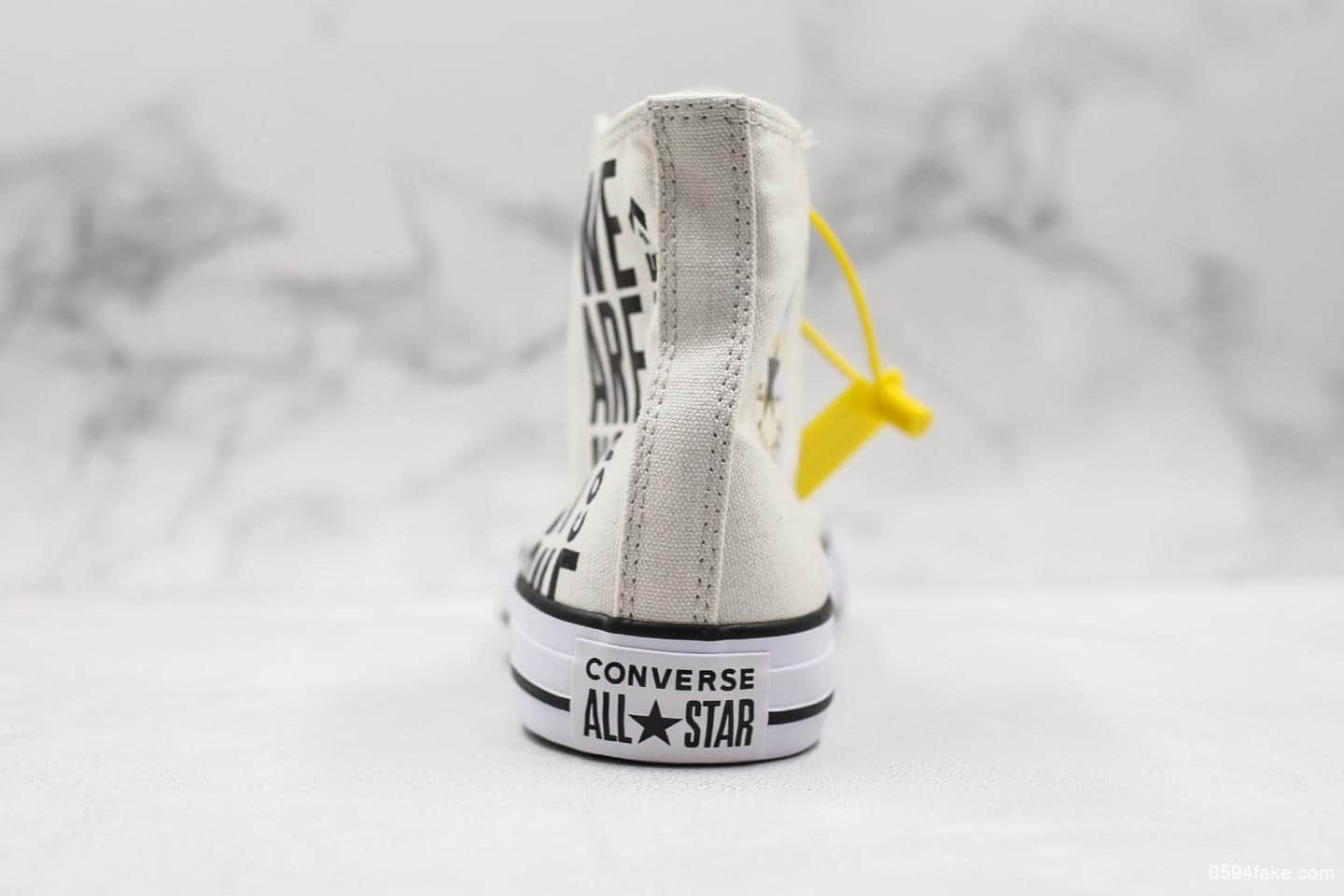 匡威Converse Chuck Taylor Ctas Hi We Are Not Alone Hi真标高品质明星系列经典高帮帆布休闲运动硫化鞋大学白黑标语 货号:165467C