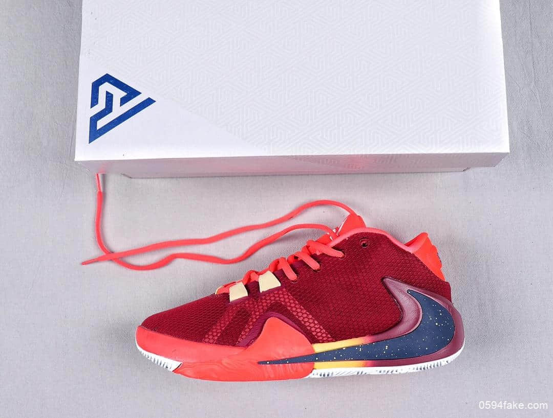 耐克Nike Zoom Freak 1 University Red一代字母哥签名双气垫低帮休闲运动篮球鞋酒红桔红黑黄大倒钩 货号:BQ5422-600
