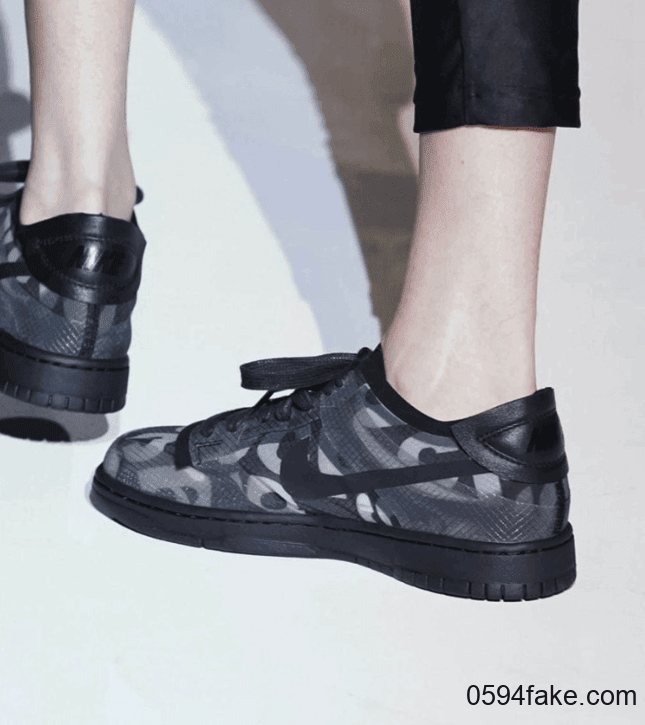 CDG x Nike Dunk Low实物图曝光!有点心动的感觉!