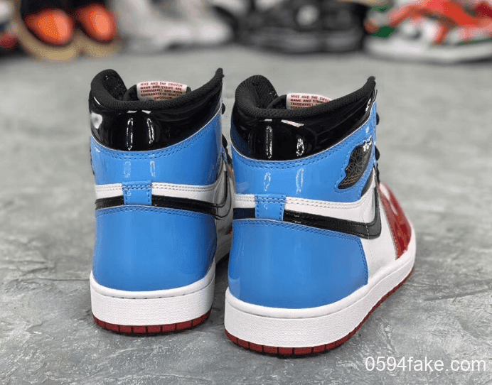 Air Jordan 1 High OG“Fearless”最新实物释出!为它打call! 货号:CK5666-100