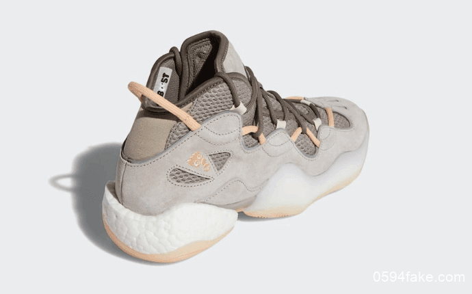 温柔配色!这双adidas Crazy BYW 3不要错过! 货号:EE6008