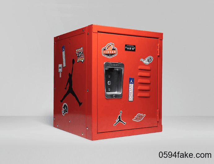 个性鞋盒+鞋底海草装扮!这双Air Jordan 12“Game Ball”PE花样真不少!