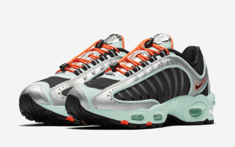 科幻感十足！这双Nike Air Max Tailwind 4还配备夜光中底！ 货号：CN0159-300
