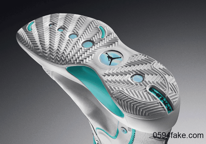 郭艾伦专属配色!这双Air Jordan 34“Snow Leopard”绝了! 货号:AR3240-103