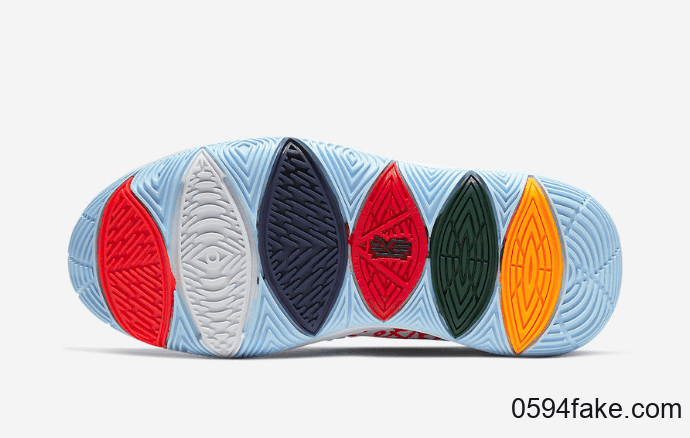 个性涂鸦！这双Kyrie 5心动了吗？ 货号：CW4403-100