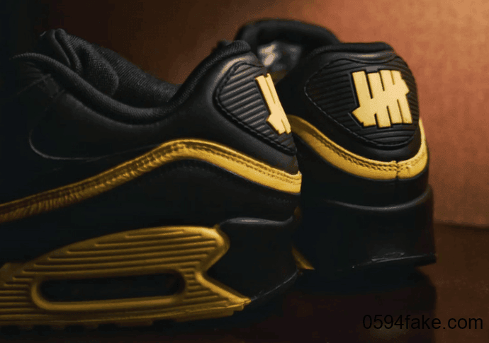 Undefeated x Nike Air Max 90又一配色曝出实物图!明日发售!