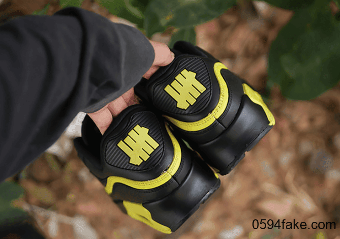 Undefeated x Nike Air Max 90又一配色曝出实物图!明日发售!
