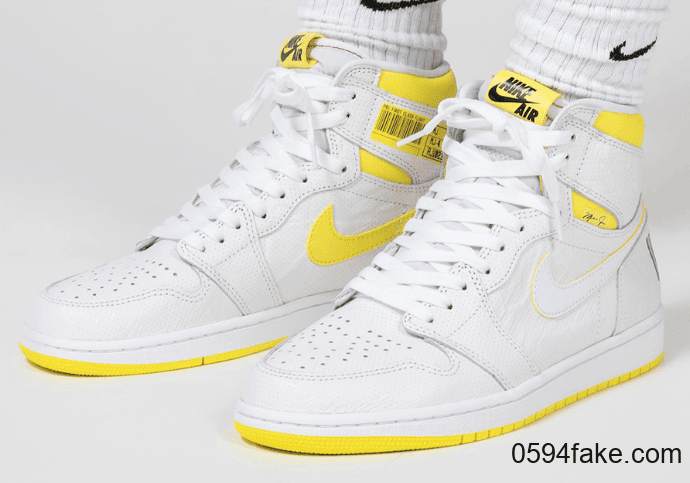 特色条形码点缀!还有飞人亲笔签名!Air Jordan 1 “First Class Flight”将于9月26日发售! 货号:555088-170