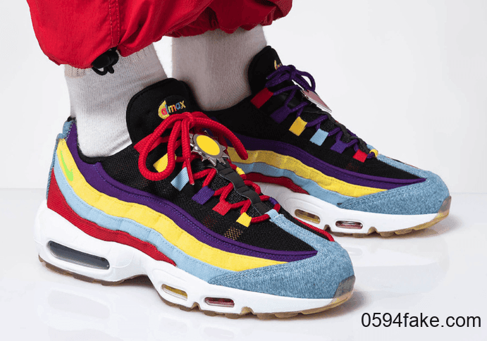彩色条纹+太阳花装扮!元气满满童趣十足!全新Nike Air Max 95上脚图曝光! 货号:CK5669-400